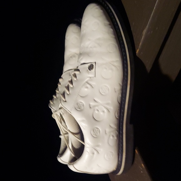 G/Fore G4 Gallivanter Skull Embossed white men's  golf shoes Sz 9.5 - Picture 1 of 16